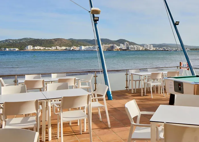 Playa Bella Beach Apartments